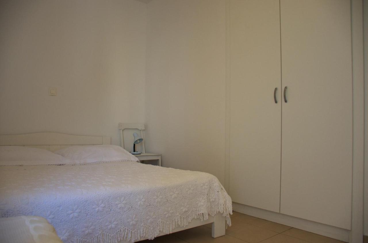 Apartments Marea Novalja Exterior photo