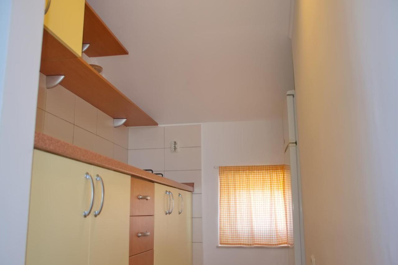 Apartments Marea Novalja Exterior photo