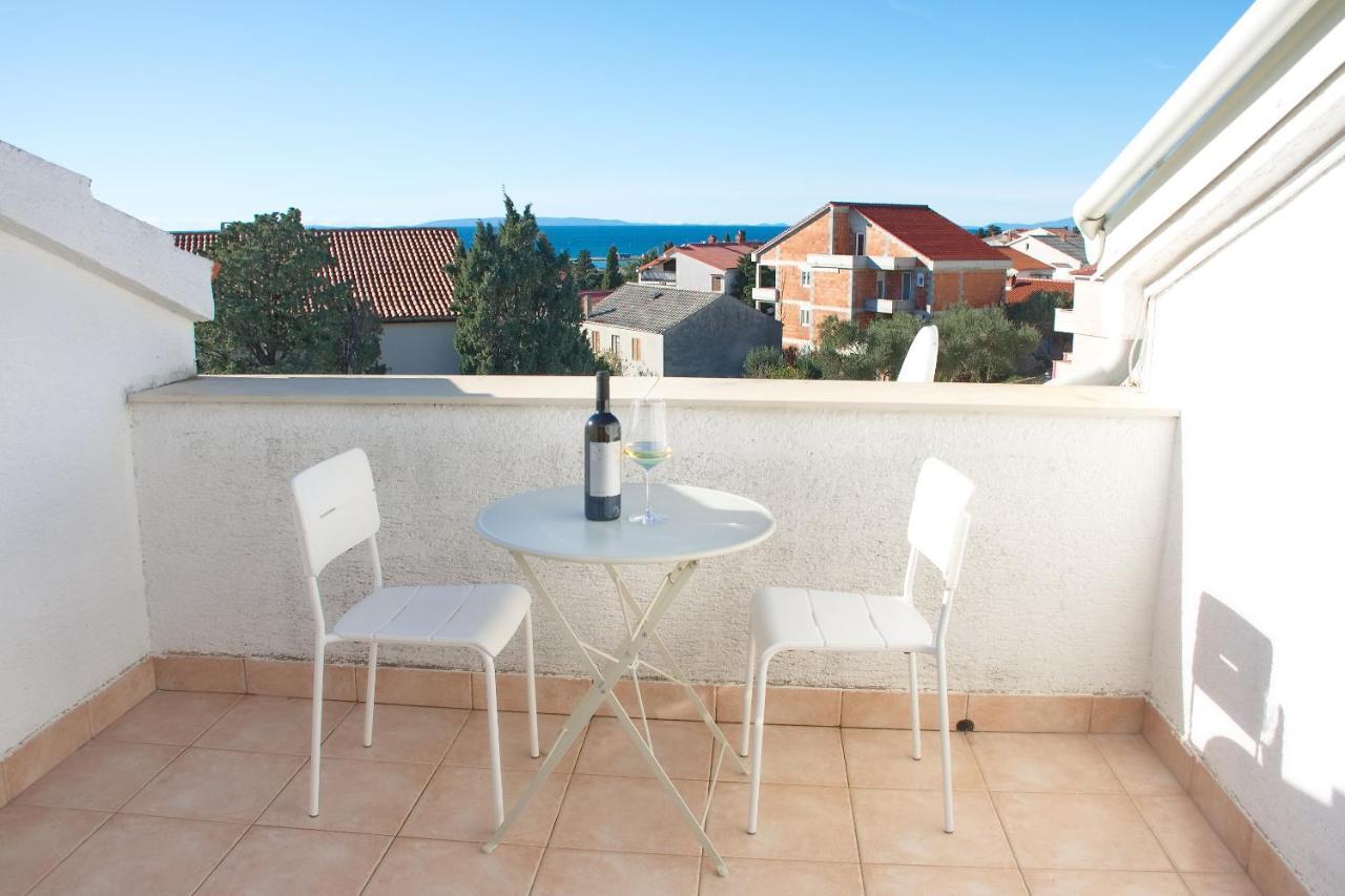 Apartments Marea Novalja Exterior photo